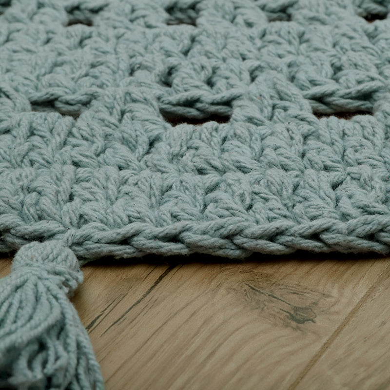 Nila pale green carpet