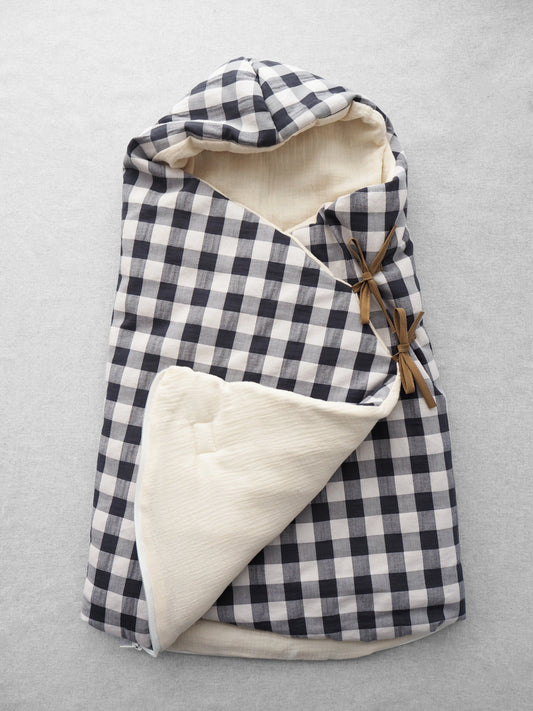 The Willow Baby Nest Babycare Five of us