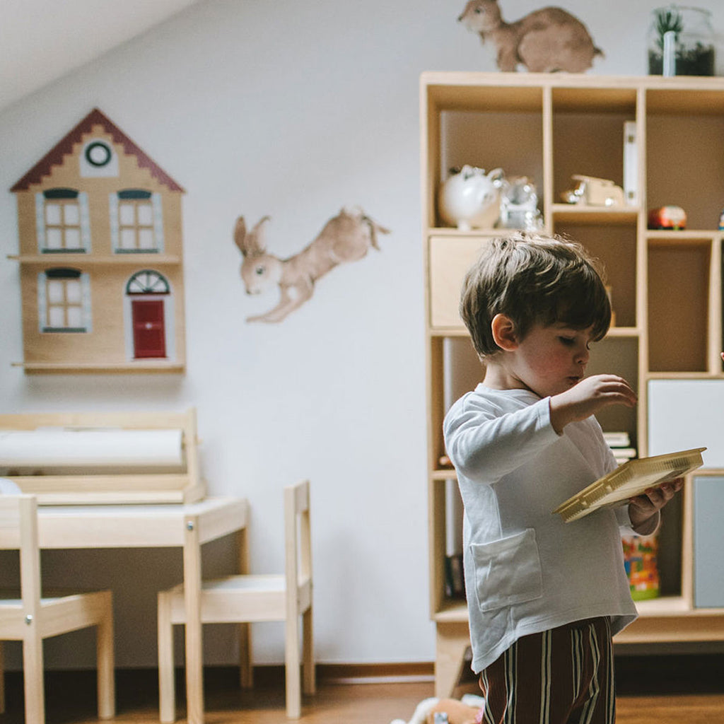 LET'S GO DUTCH WOODEN SHELF