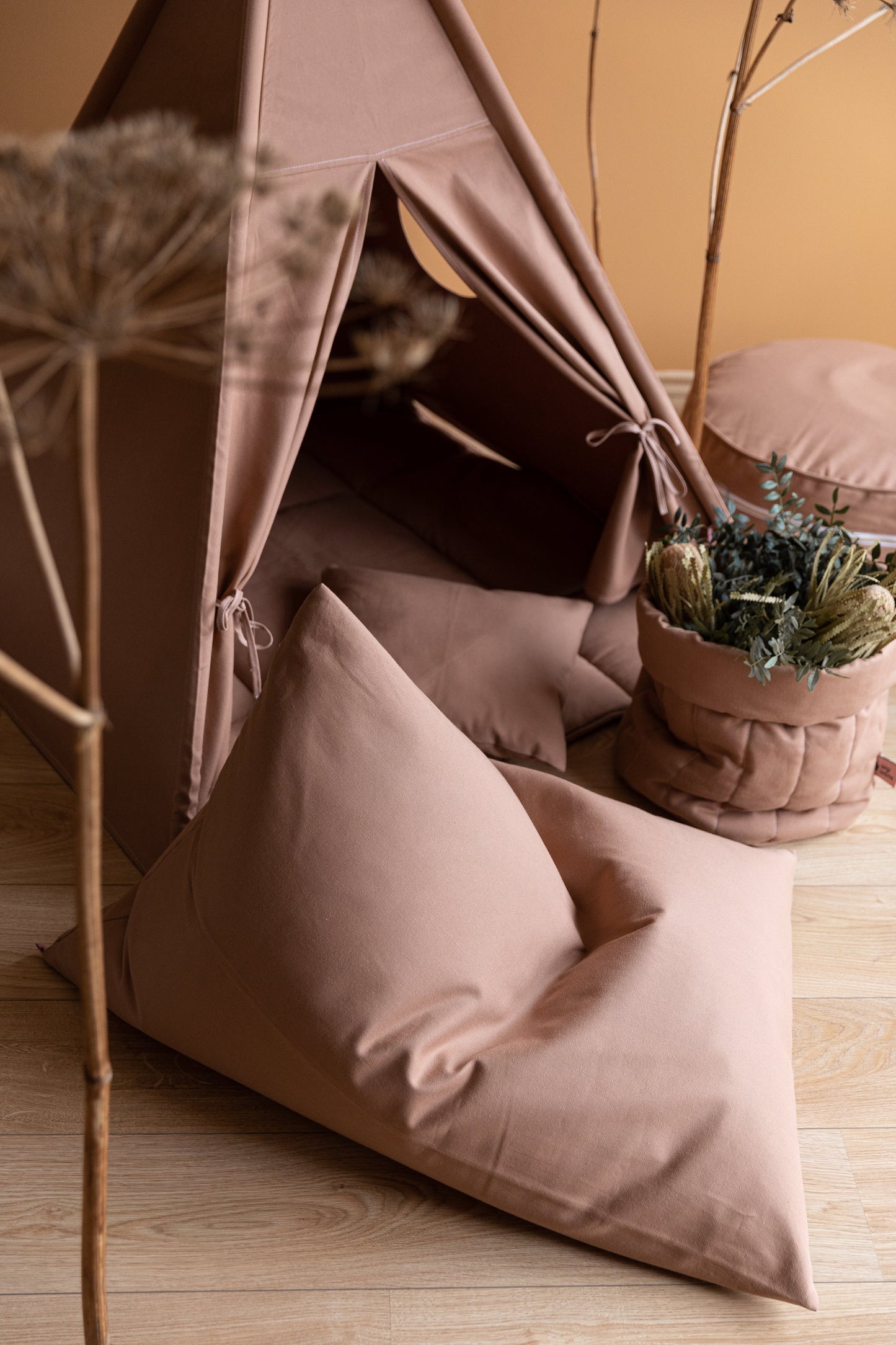 Plain Warm Beige Beanbag Beanbags Wigiwama