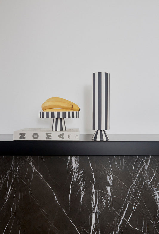 Toppu Tray - White / Black Tray OYOY