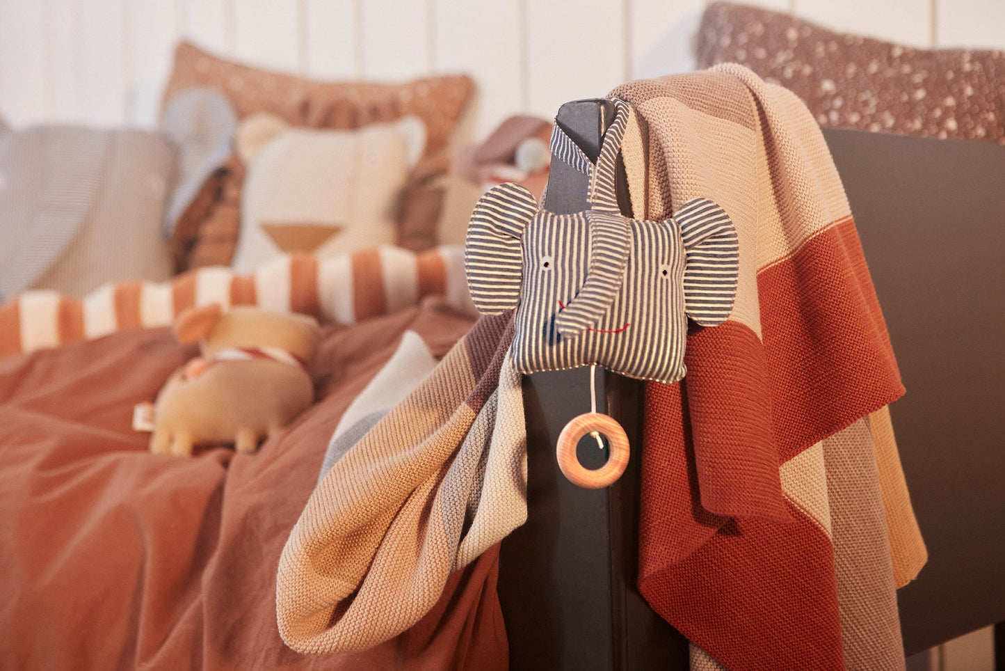 Blanket Iris Mini - Multi Blankets OYOY