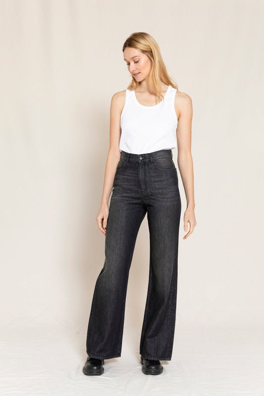 FIONA Black Denim - Flare Fit Jeans