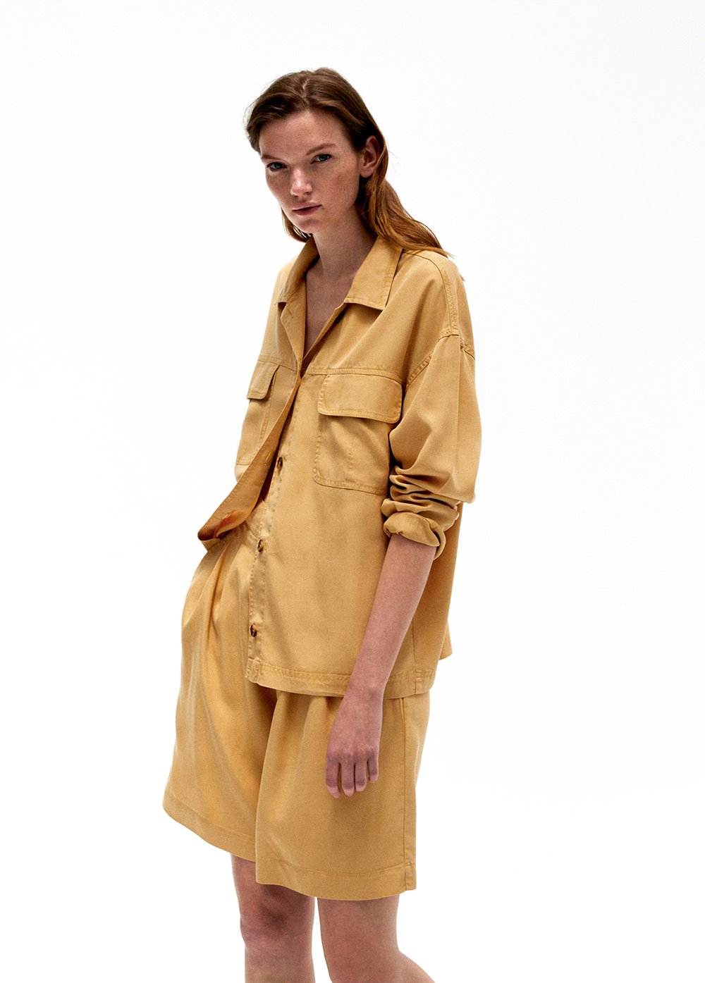 Iris Woman Bermuda Womenswear The New Society