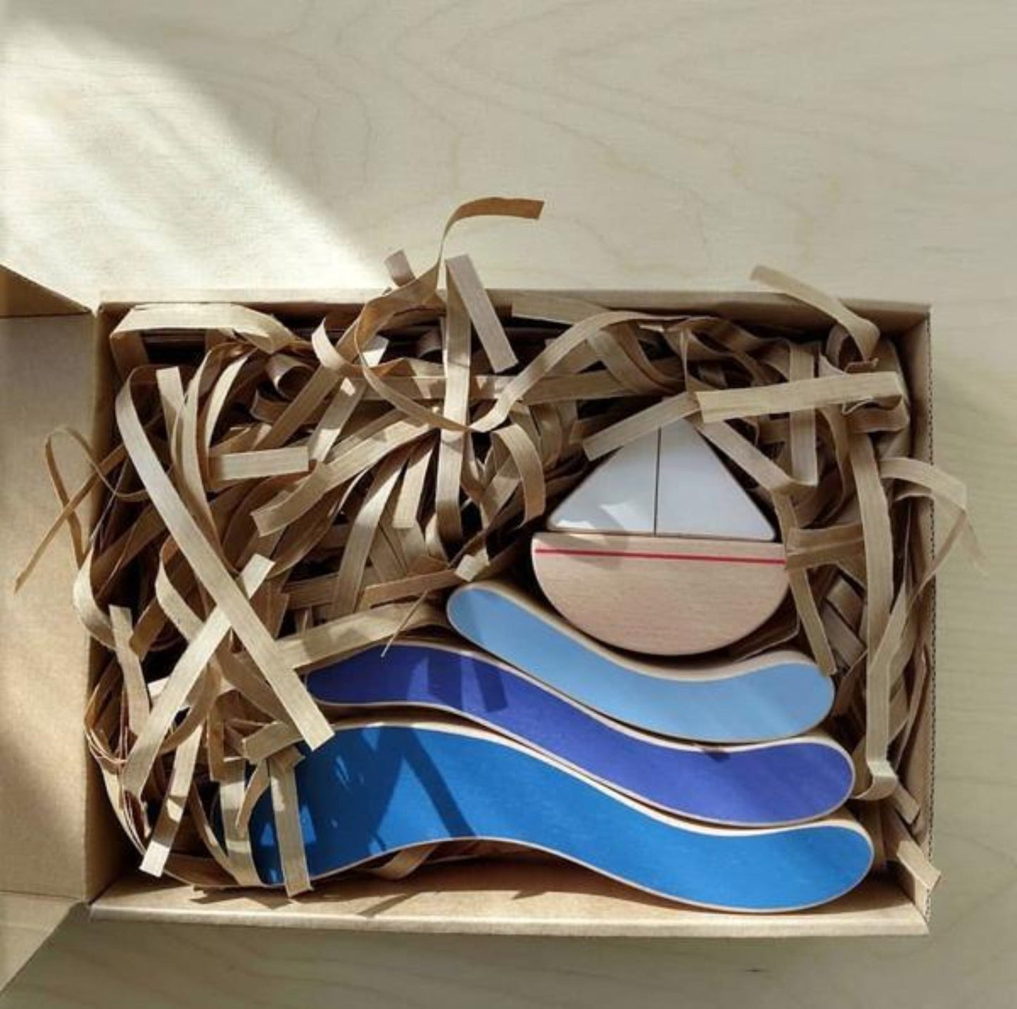 Boat and Waves Toy Wood Nofred
