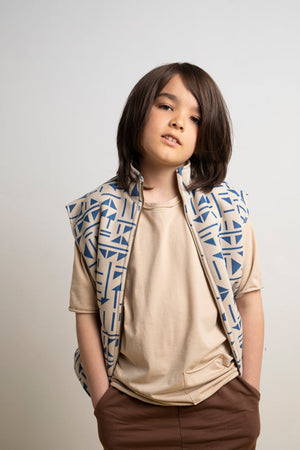 Vest Triangle Fountain Outerwear Mingo