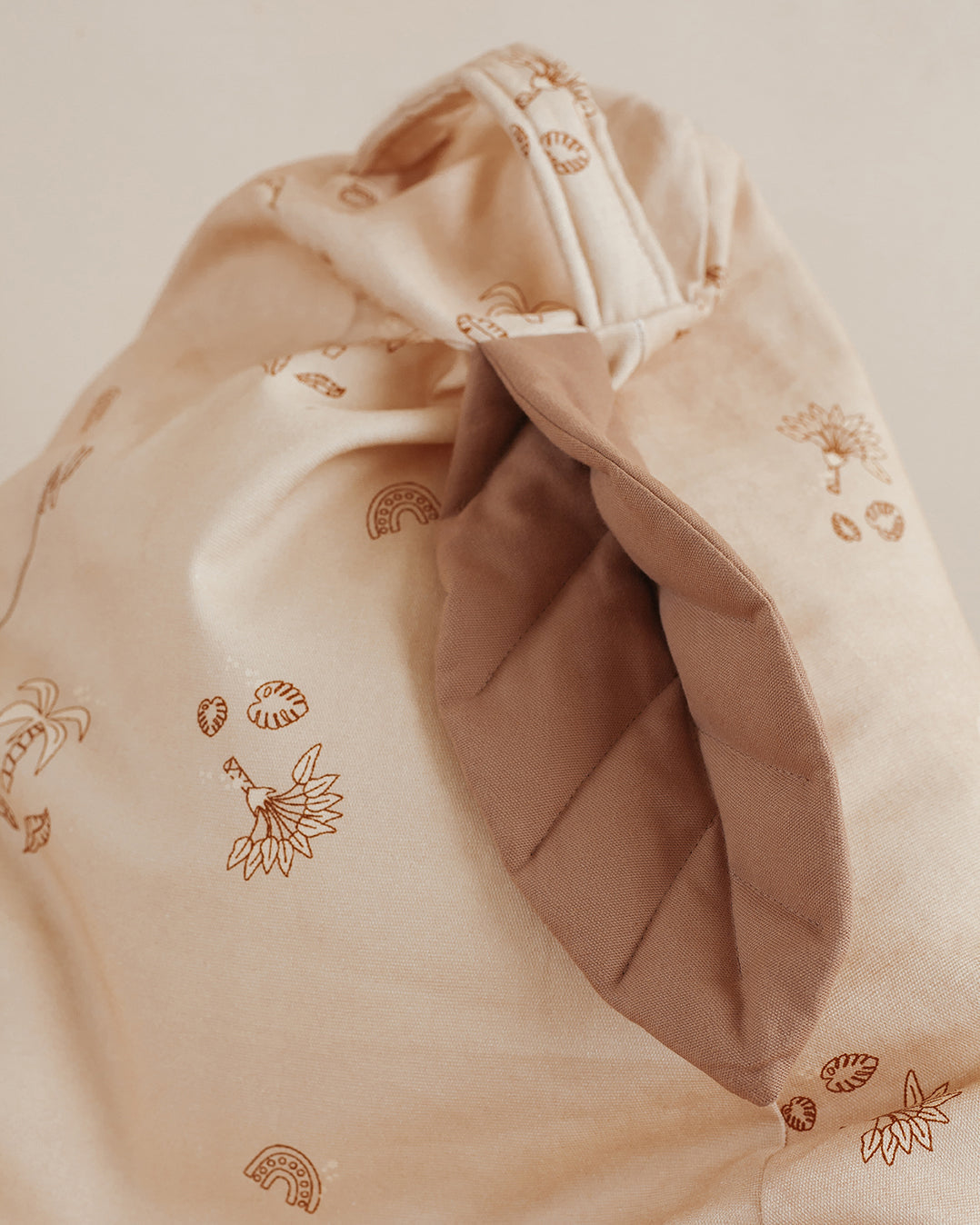 Powder Beige Pear Beanbag Beanbags Wigiwama
