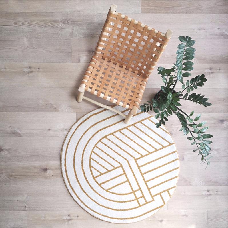 Luisa M Geometric round carpet