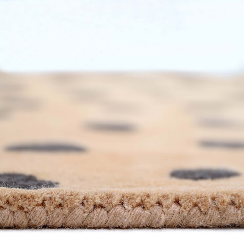 Kumako Leopard Child Carpet