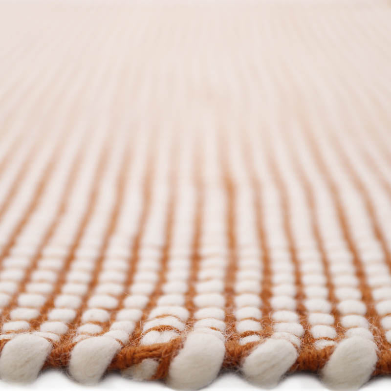 Bergen Caramel M Contemporary wool carpet