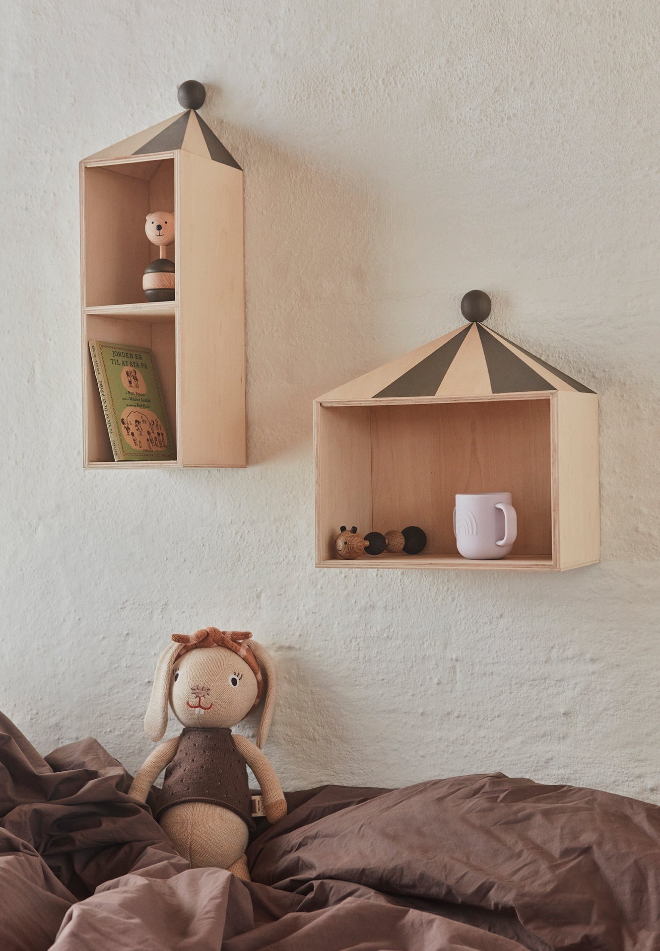 Circus Shelf - High - Nature / Dark Shelf OYOY 