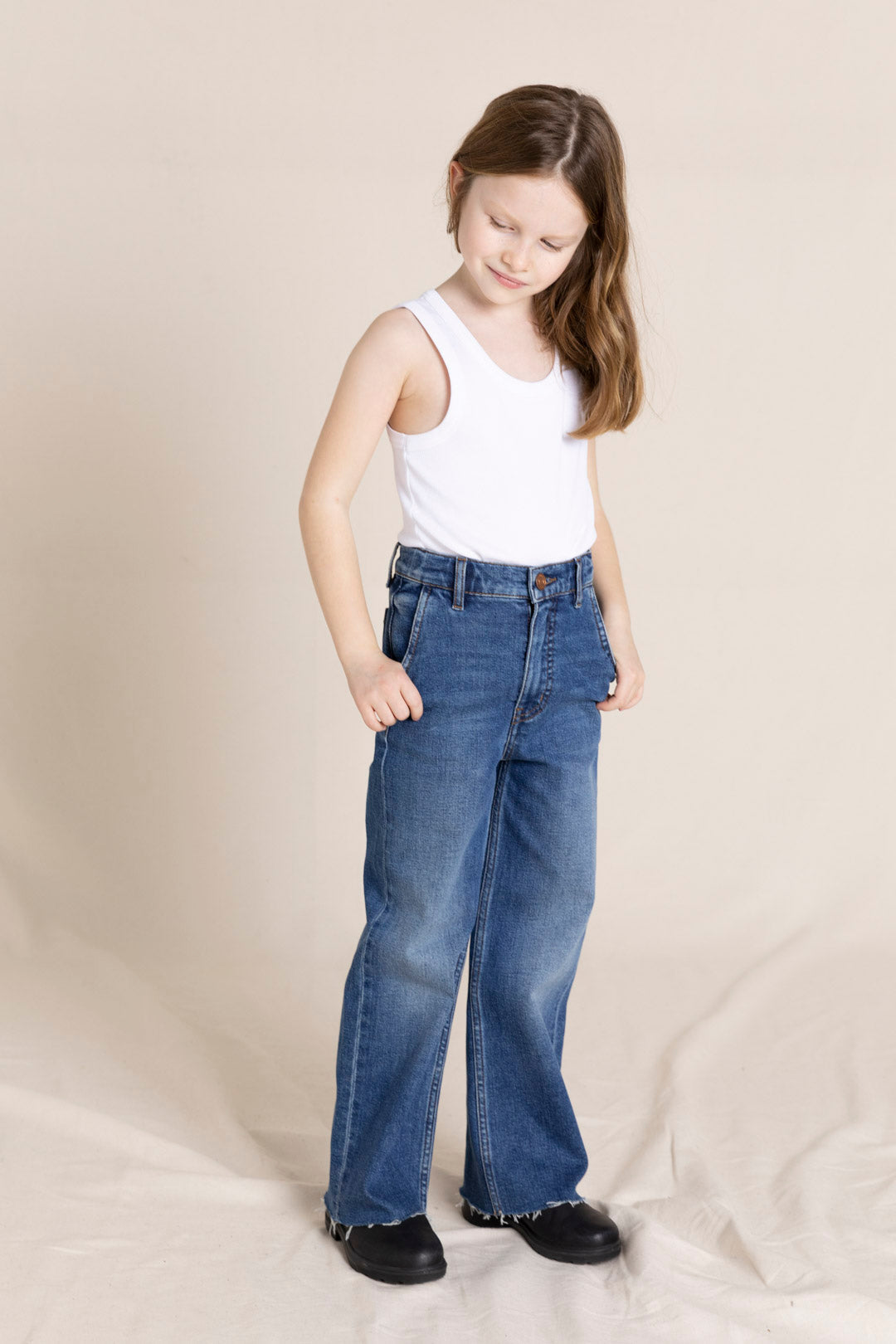 CHARLIE Medium Blue - Loose Fit Cropped Jeans | Women