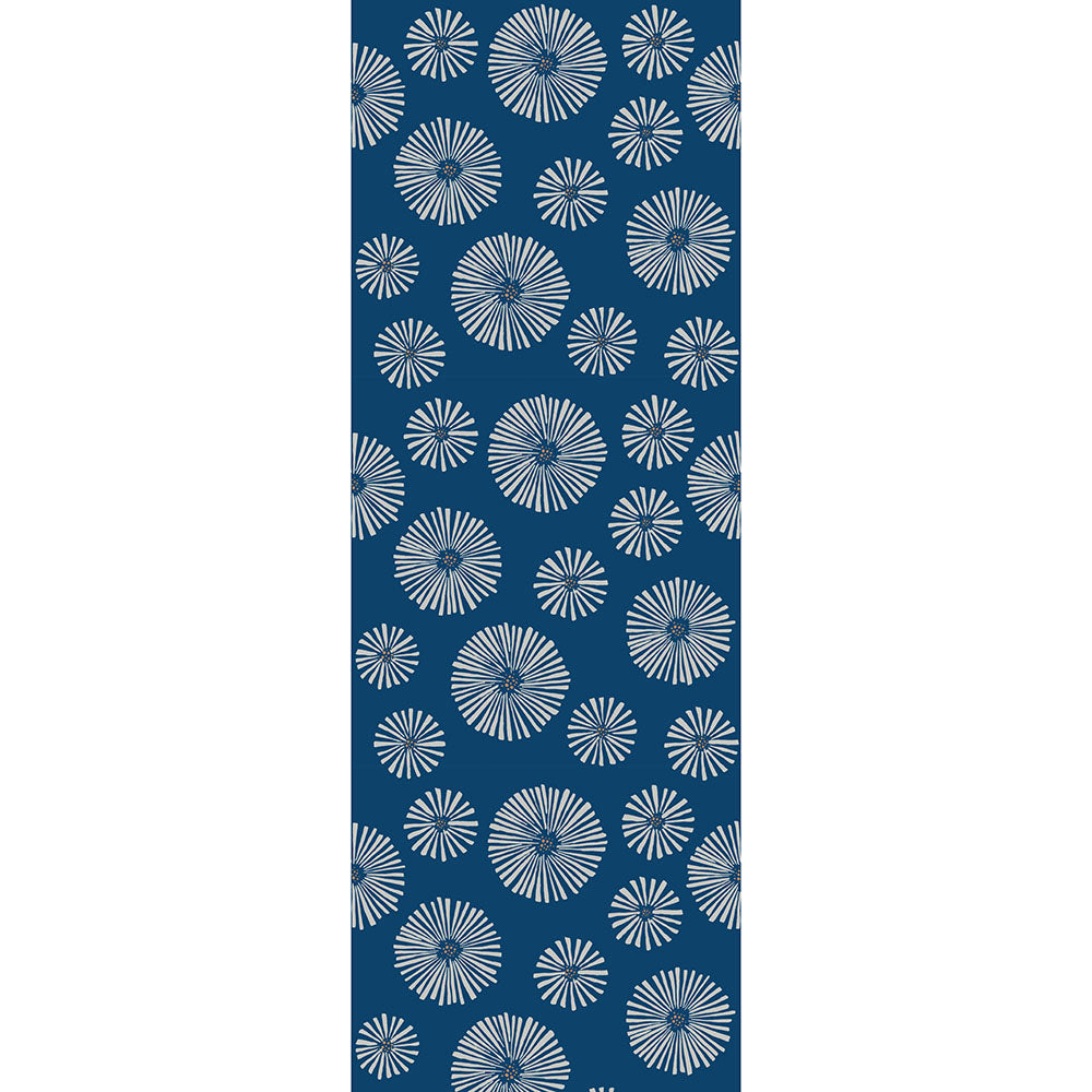 CLASSIC graphic flowers dark Wallpaper