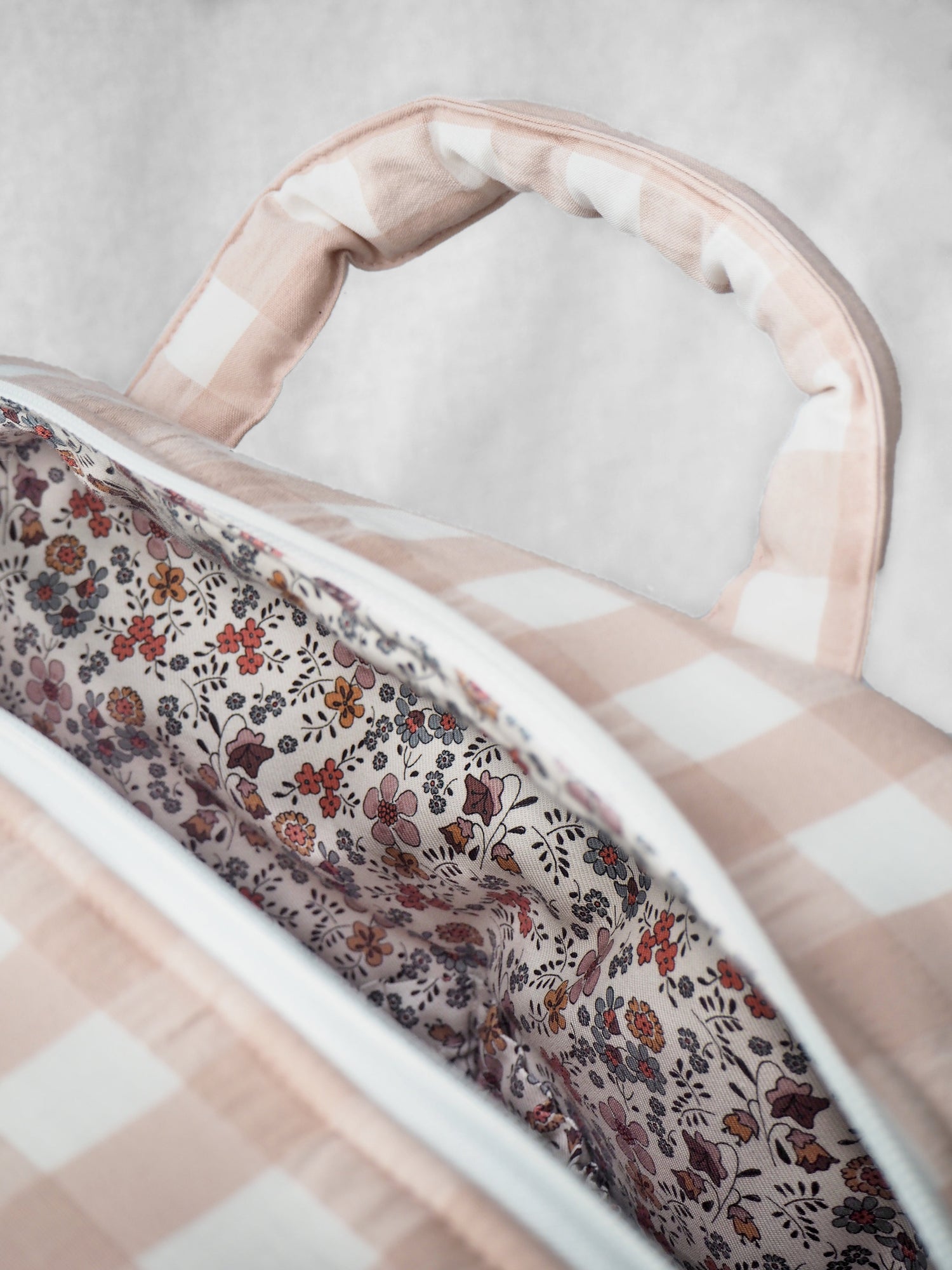 The Camelia Maternity Bag Babycare Five of us 