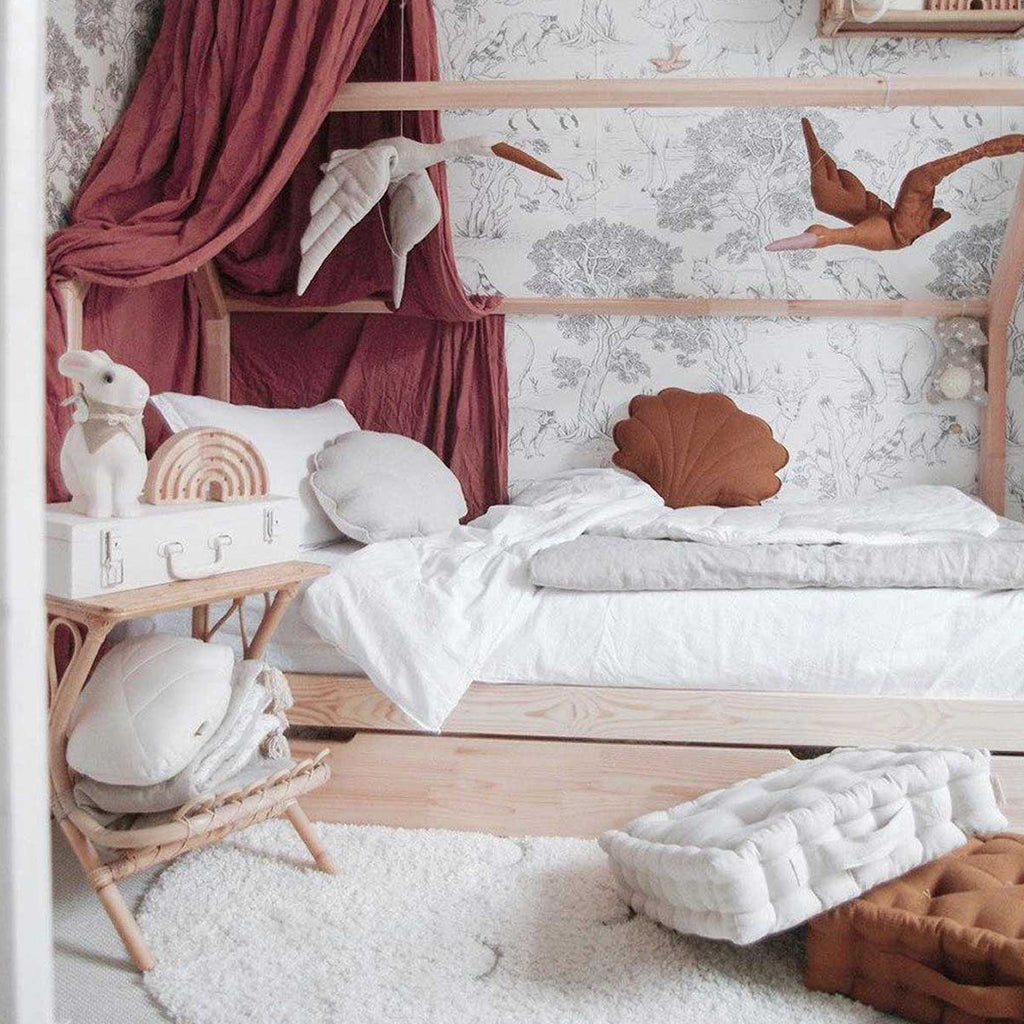 Animals White Wallpaper