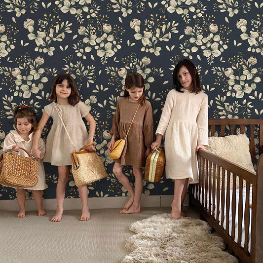 Clover Navy Blue Wallpaper