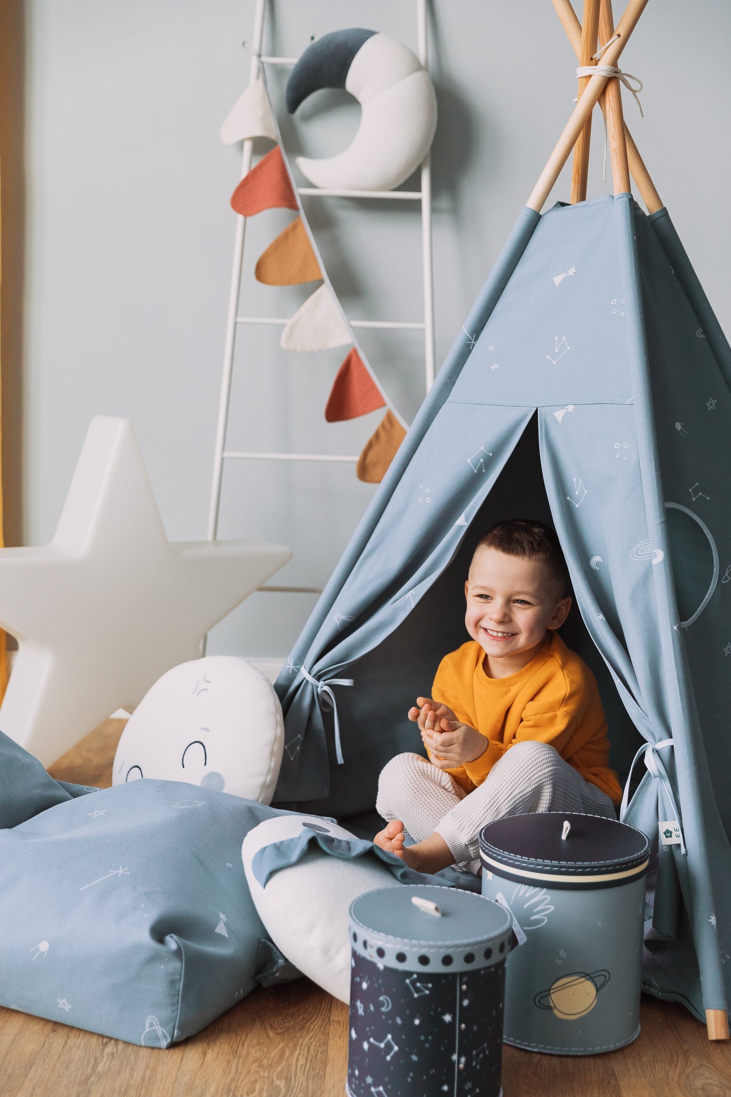 Cosmic Blue Teepee Set