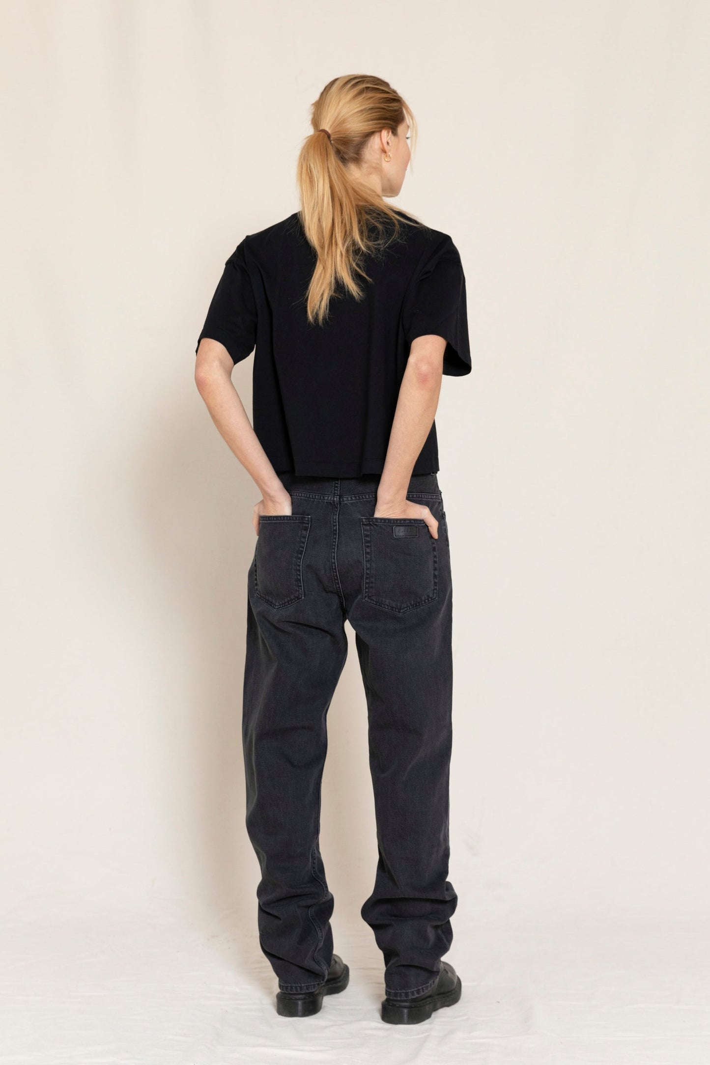 AUSTIN Black Denim - 5-Pocket Loose Fit Jeans | Women