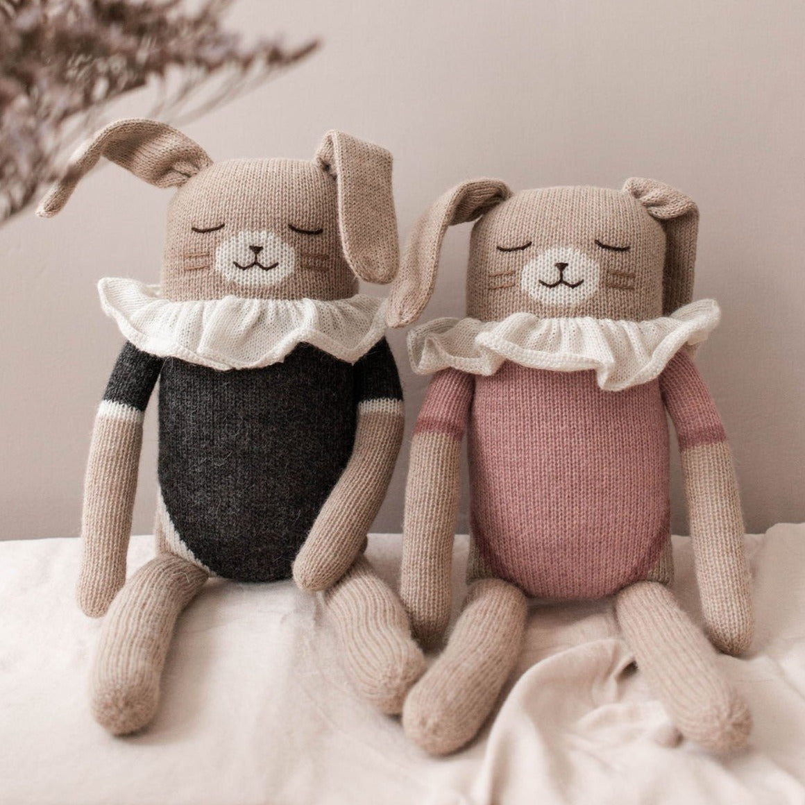 Bunny Knit Toy Rose Bodysuit Textiles Nofred 