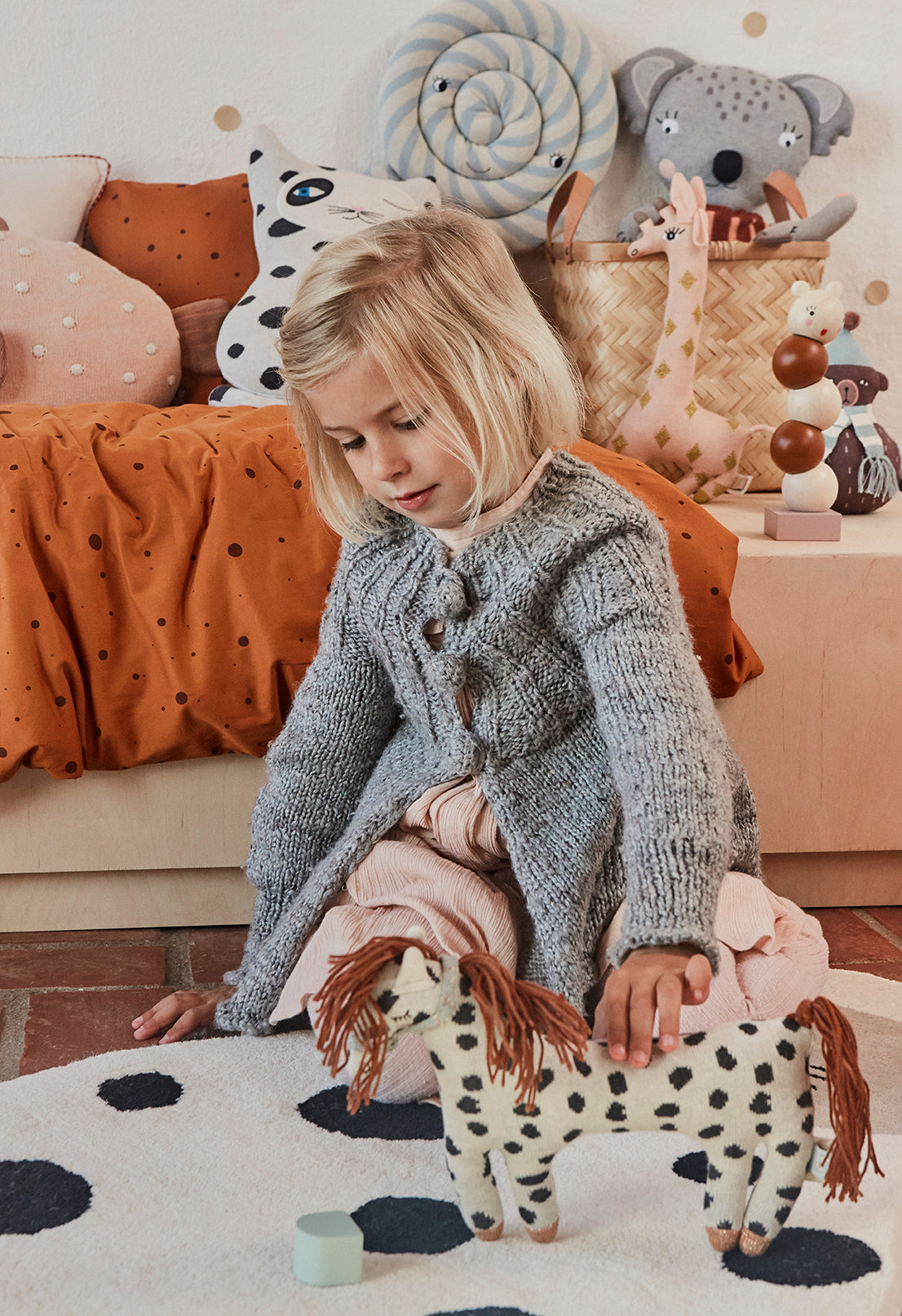 Darling - Little Pelle Pony - Offwhite / Black Soft Toys OYOY 