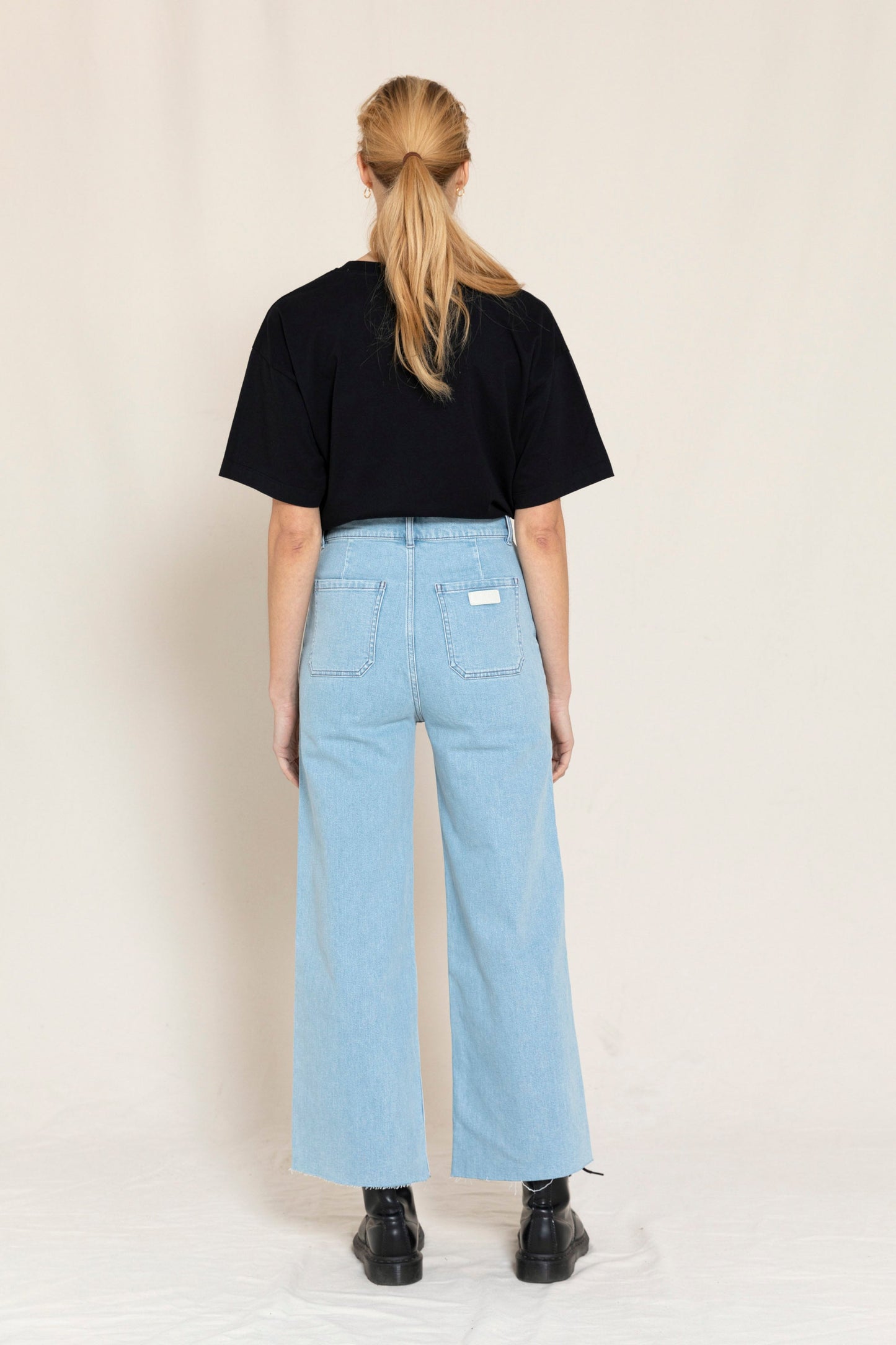 CHARLIE Bleached Blue - Loose Fit Cropped Jeans