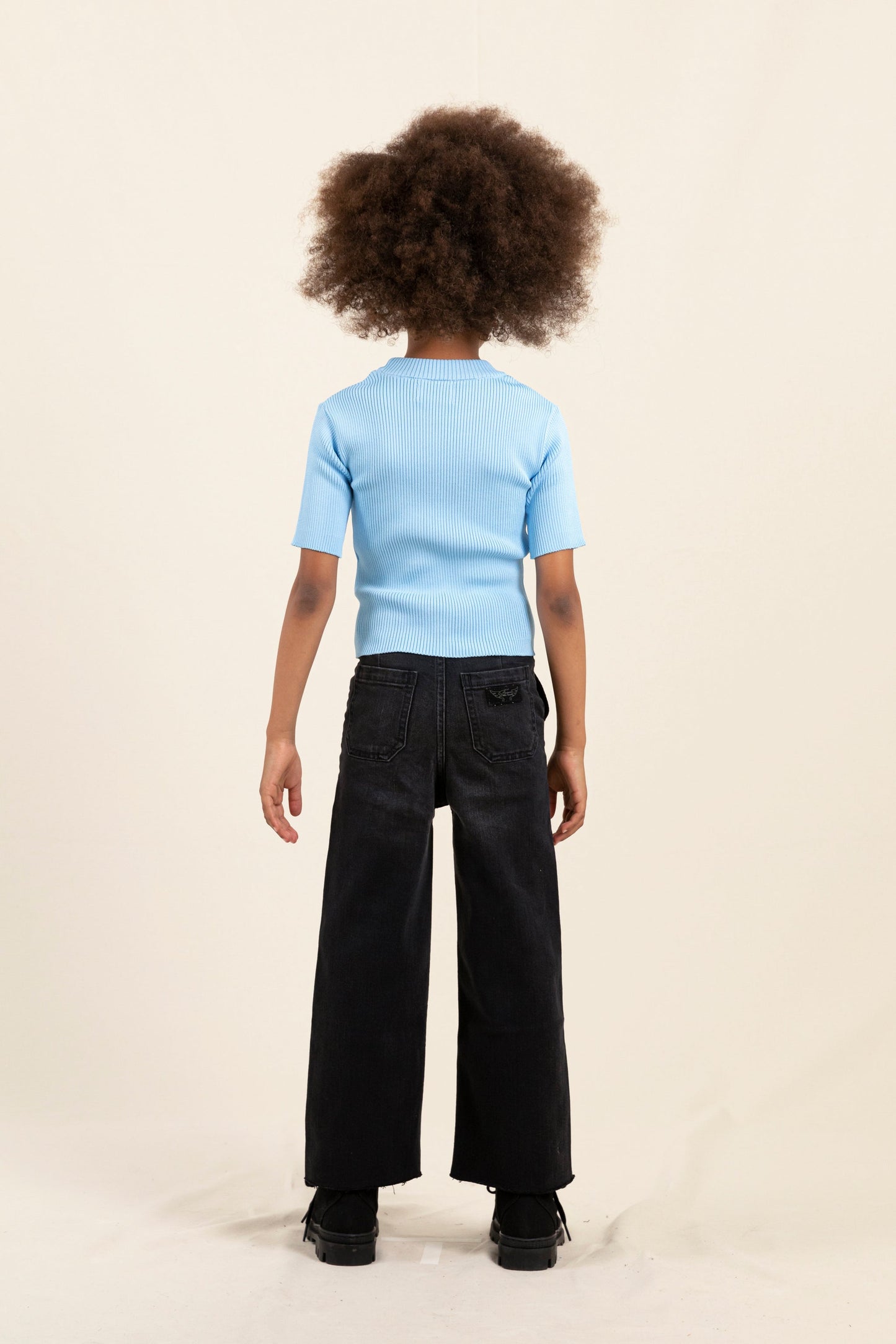 CHARLIE Used Black - Loose Fit Cropped Jeans | Women