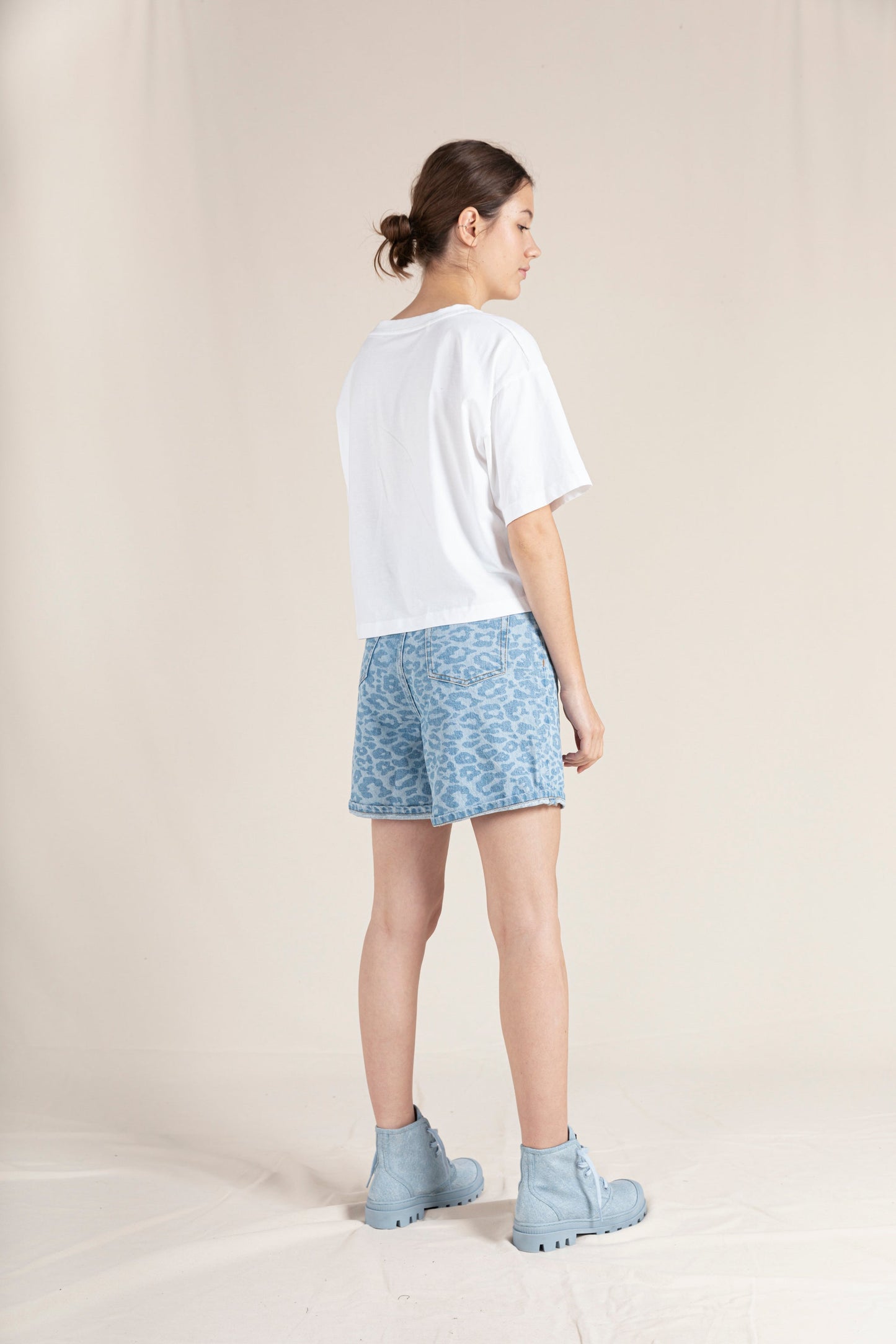 CHERRYL Light Blue Denim Leopard - High Waist 5-Pocket Shorts