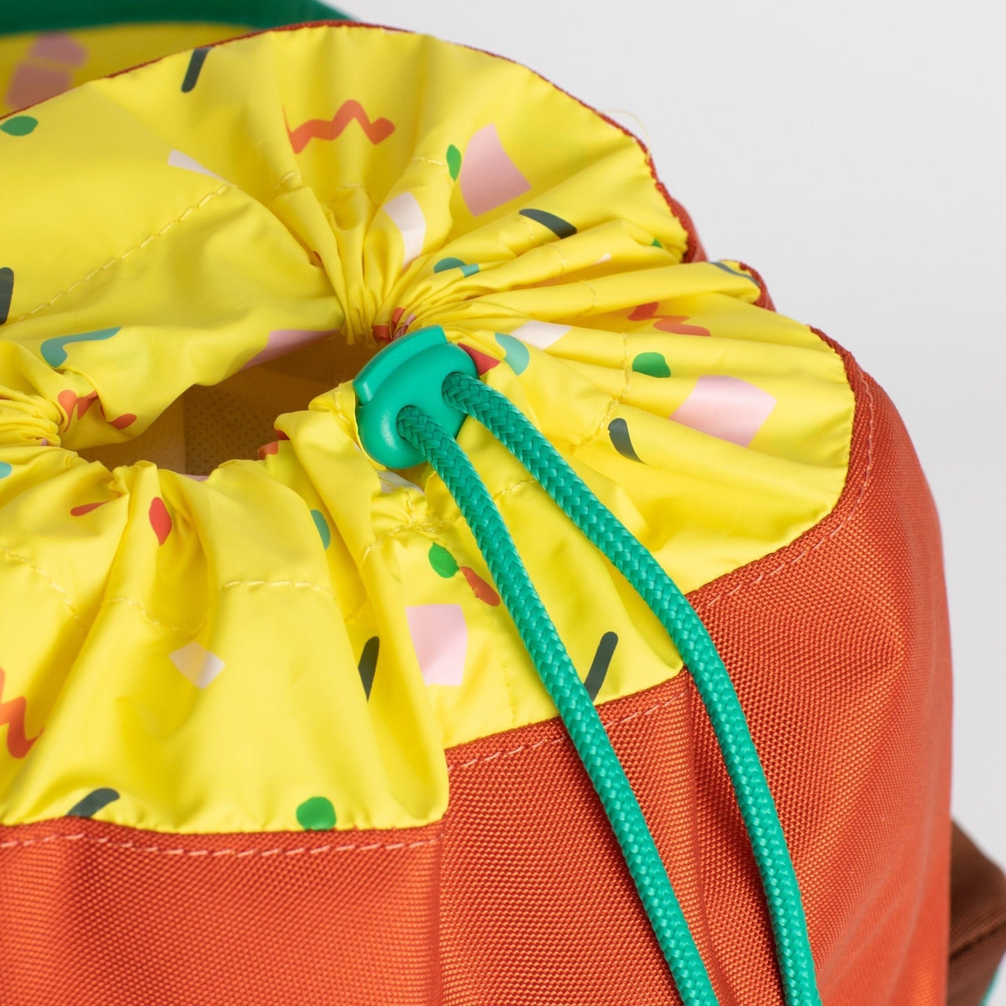 Eddi Backpack Choclate Textiles Nofred 