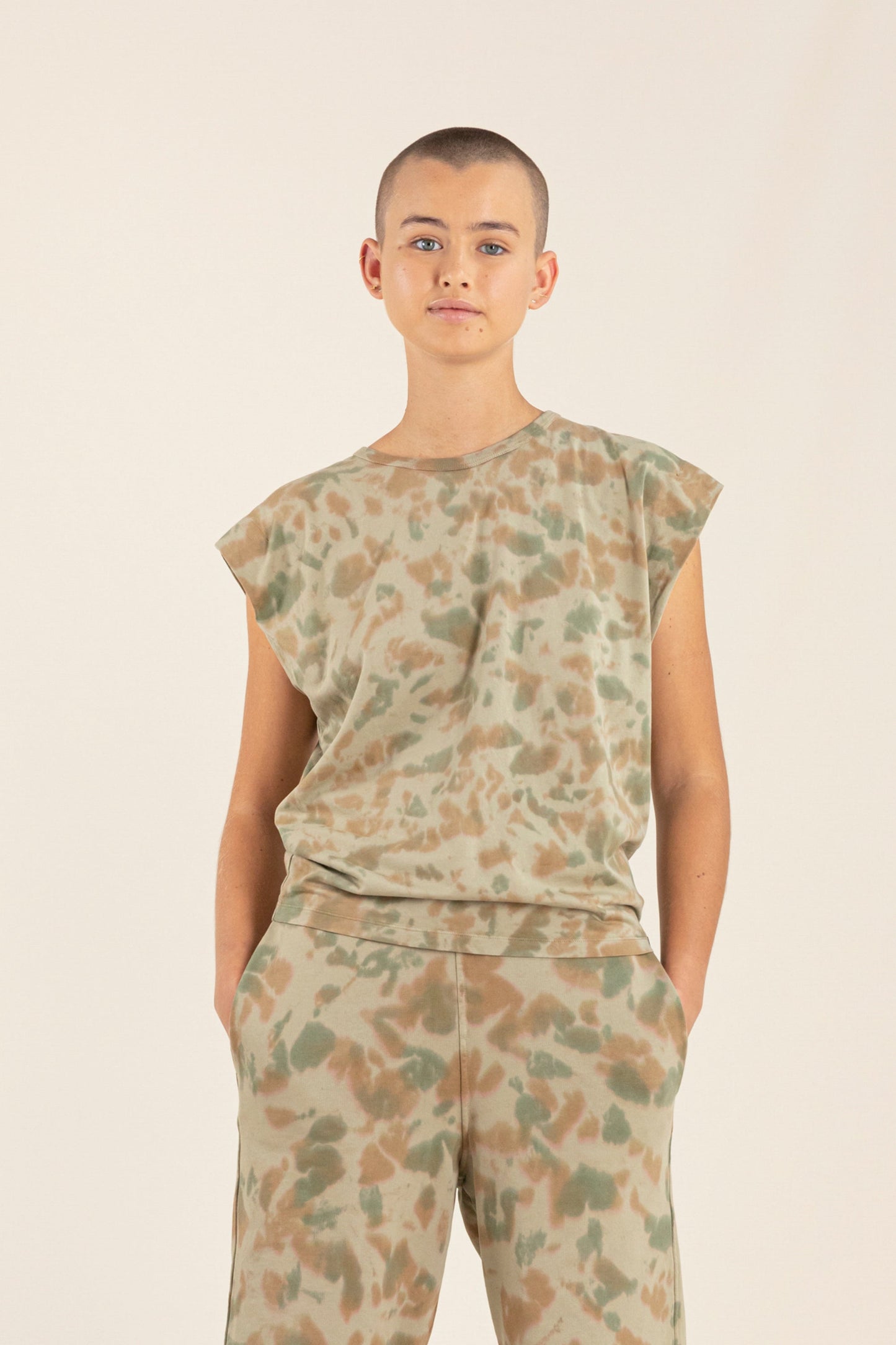 HALEY Khaki Tie & Dye - Sleeveless T-shirt