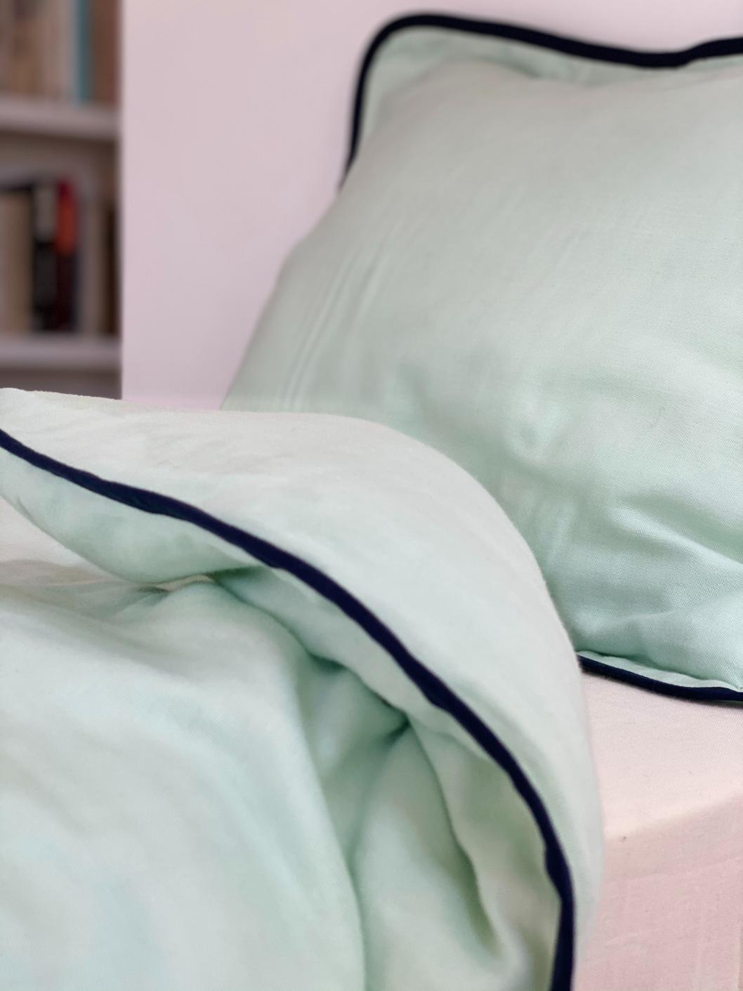 Nina - Bed set Glacier/Navy Bedding Bihan 