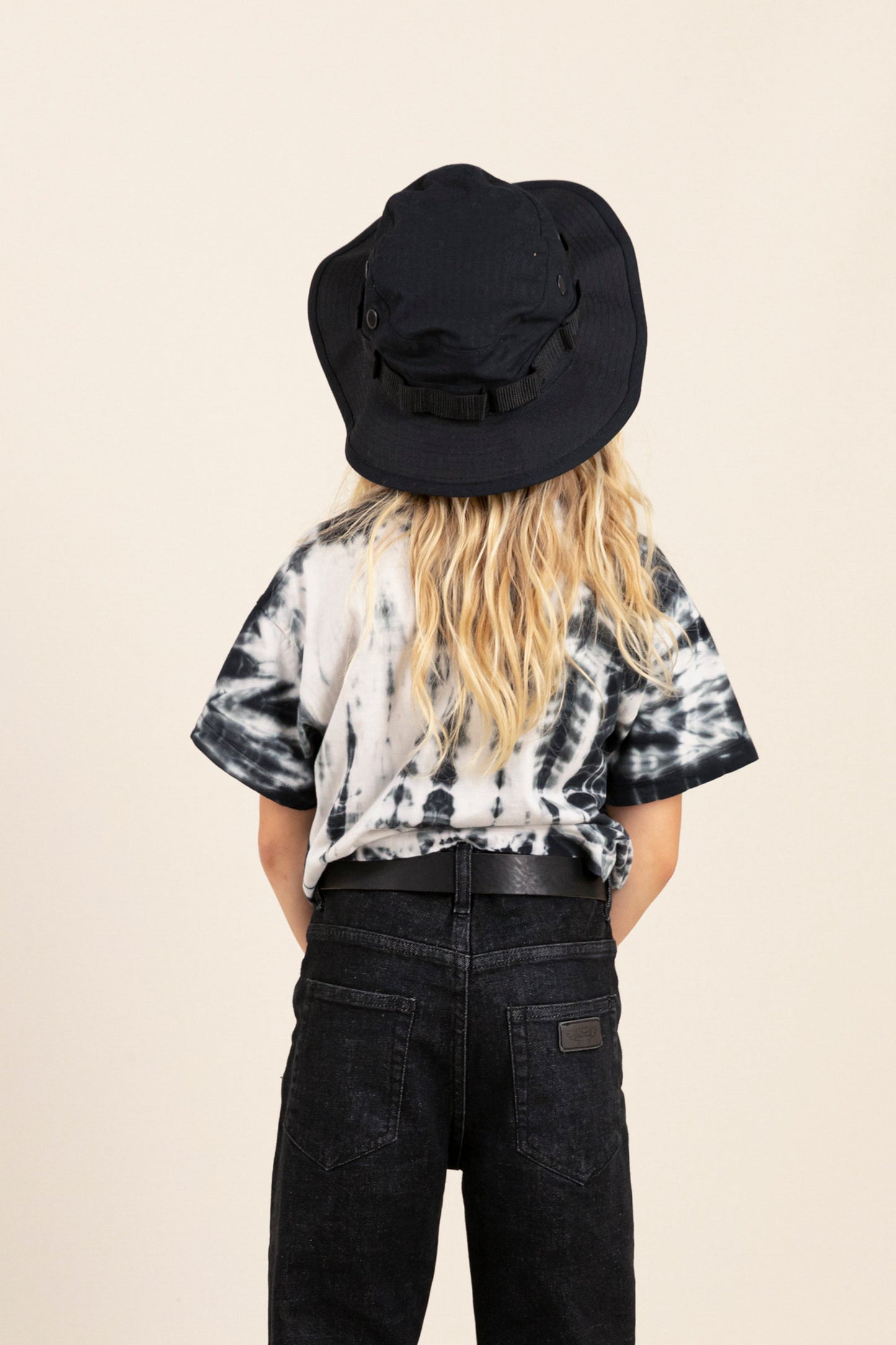 QUEEN Off White Tie & Dye - Short Sleeve T-shirt | Women
