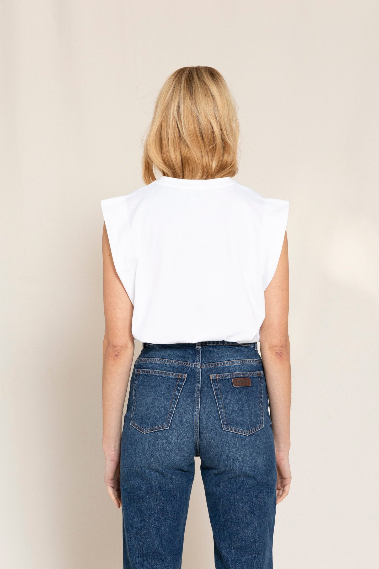 SC 003 White - Sleeveless T Shirt | Women