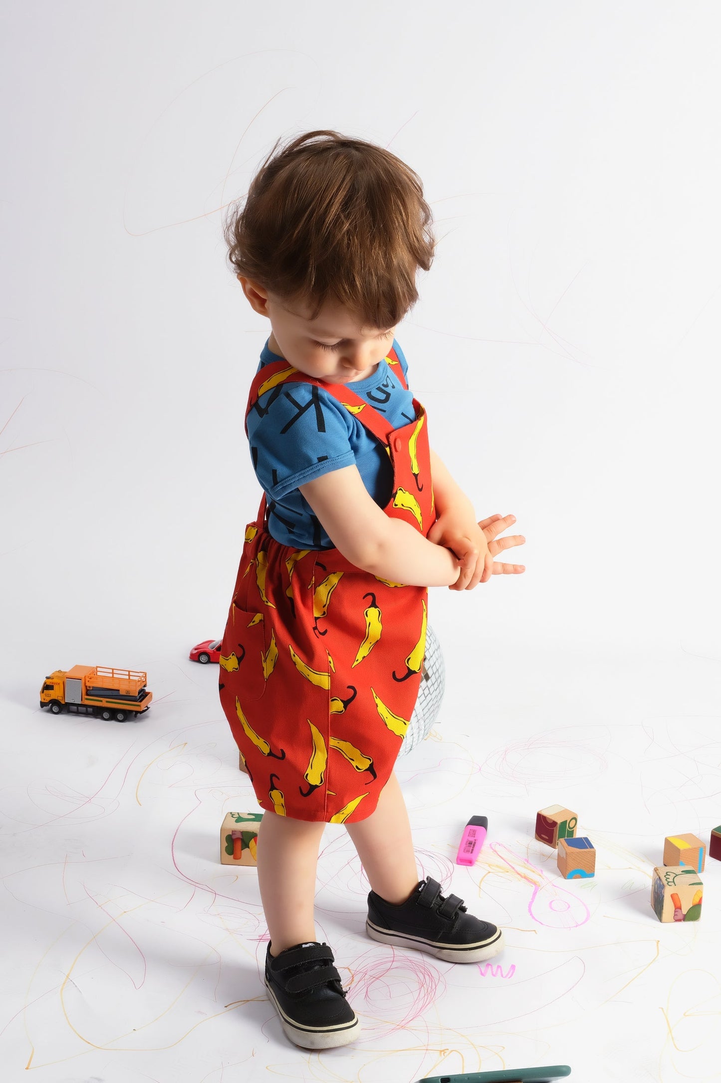 Guilherme Chillis Baby Grows Wolf & Rita 