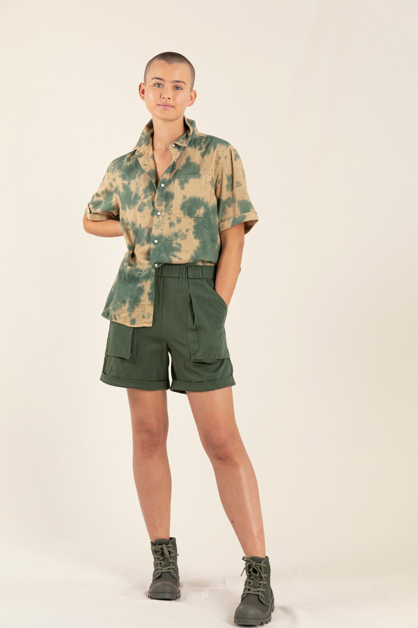WEEK-END Khaki  - Elasticated Shorts