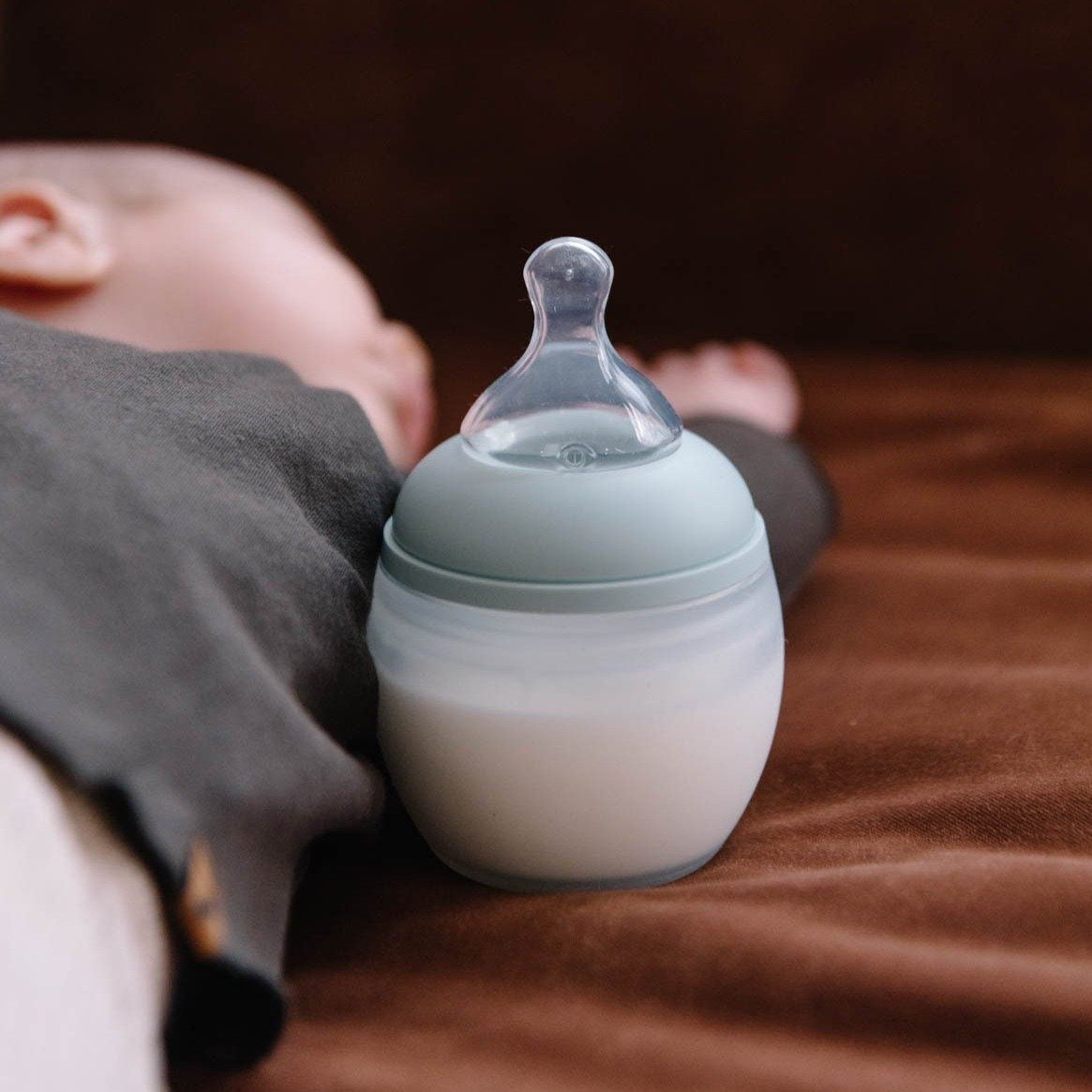 Ivy Green Baby Bottle - 150 ml Baby feeding Élhée 
