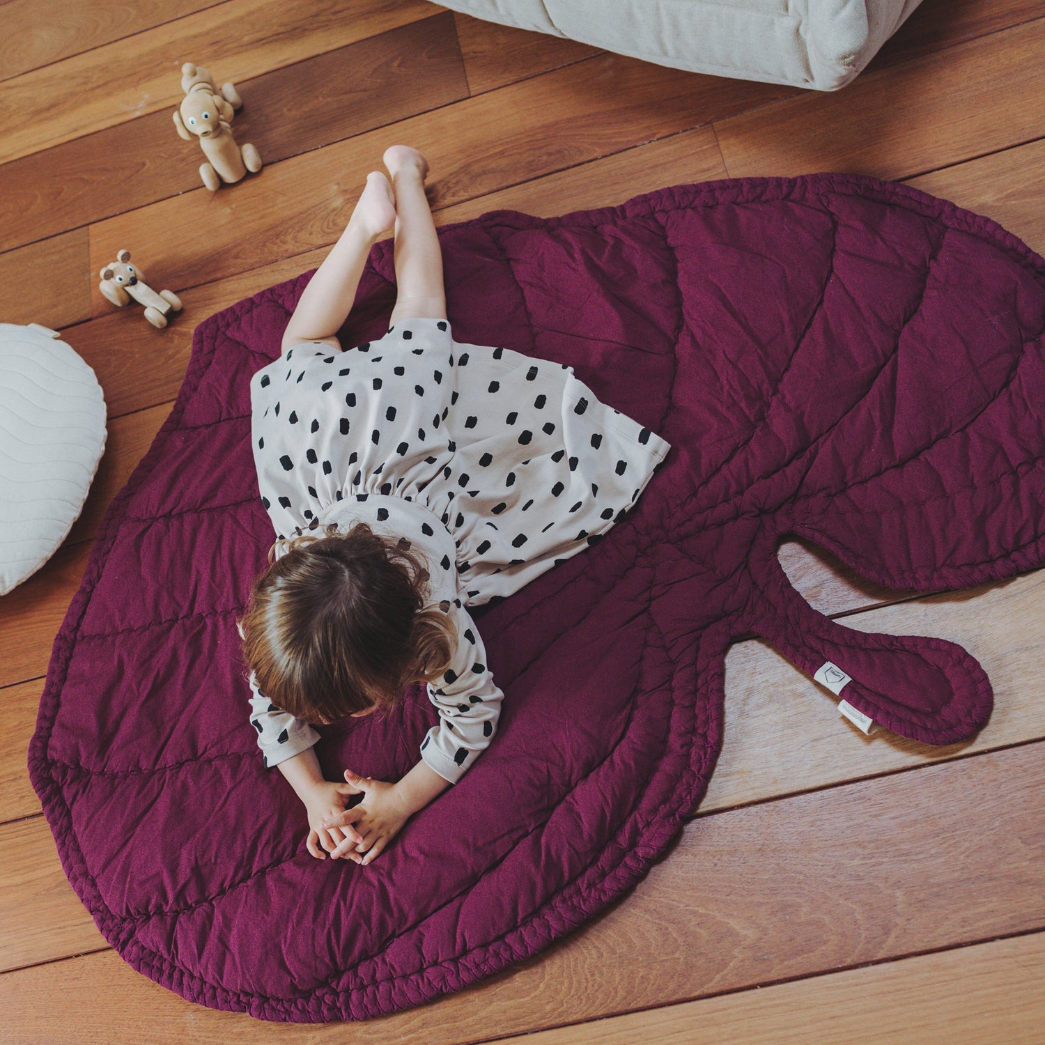 Leaf Blanket Textiles Nofred 