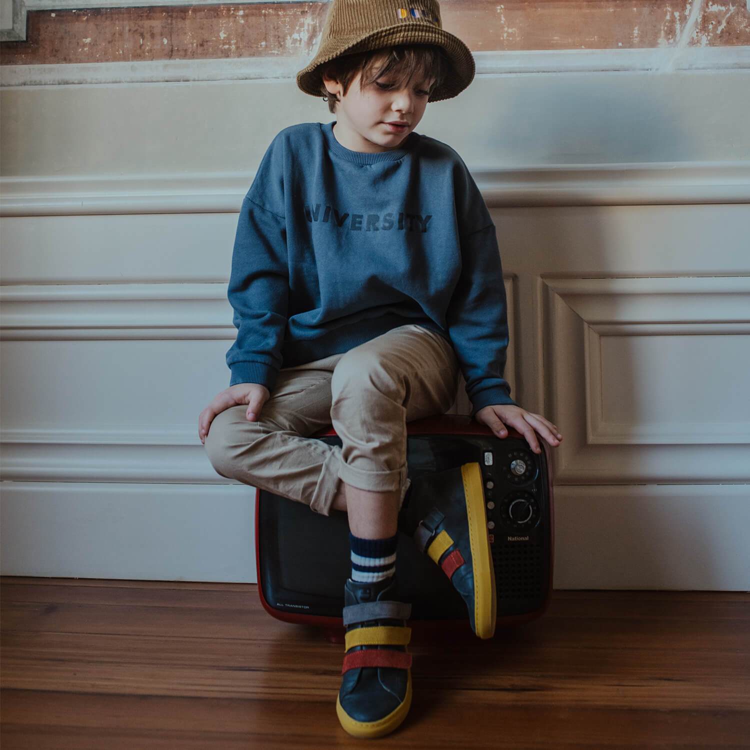 Grey Velcro Mid Sneakers Shoes Dulis Shoes 