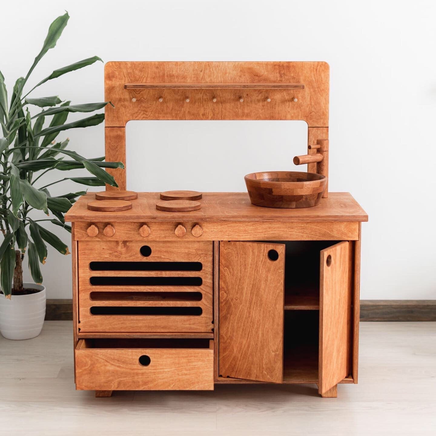 Montesori Mahogany Play Kitchen Midmini 