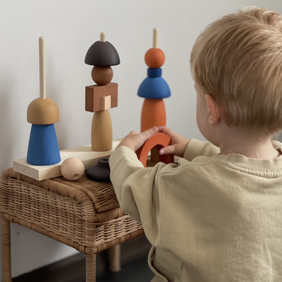 Stacking Tower "Dolls" Wood Nofred 