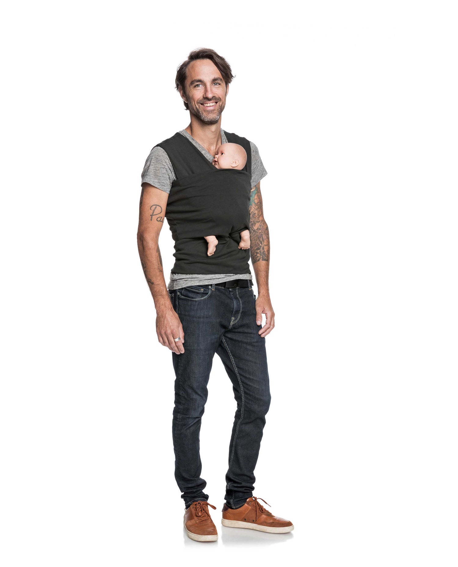 Carry & Pack baby carrier black Carriers Mama Hangs 