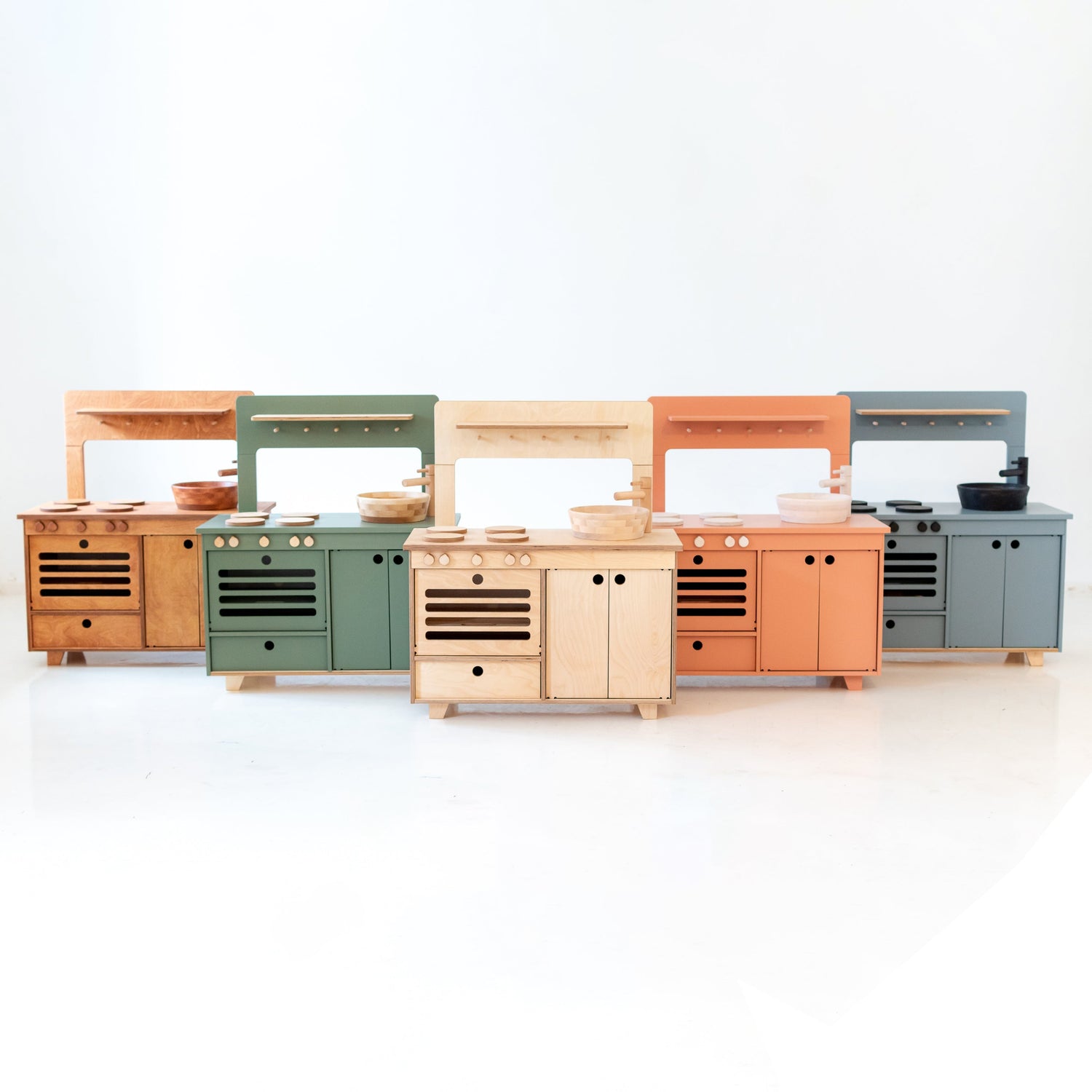 Montesori Mahogany Play Kitchen Midmini 