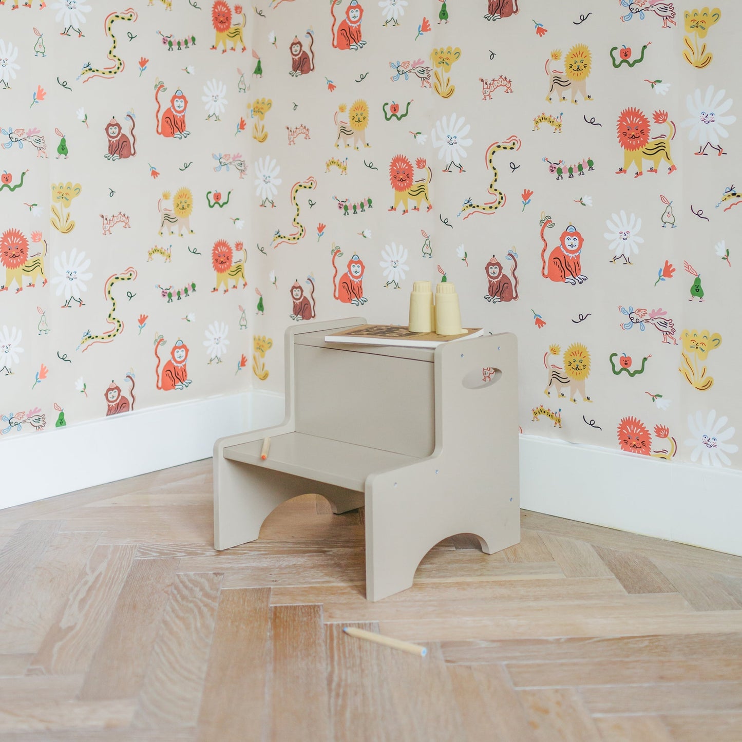 Step Up Beige Wood Nofred 