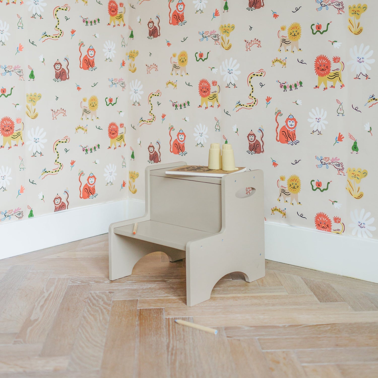Step Up Beige Wood Nofred 