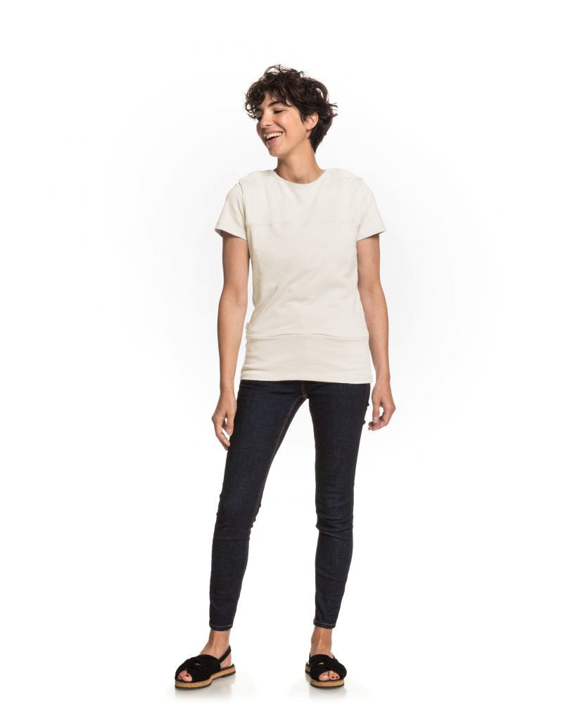 Baby carrier t-shirt | Summer Mama | Ecru Carriers Mama Hangs 